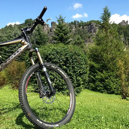 Bikehuette Rehnhaeusl 펜션